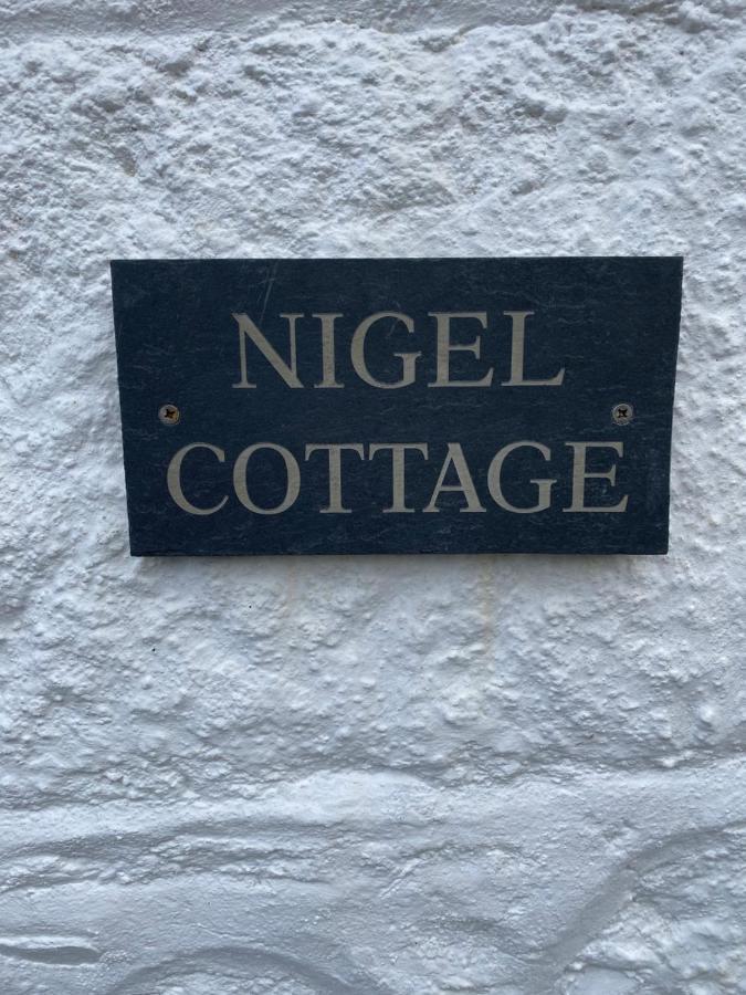 Cheerful One Bedroom Cottage In Mousehole. Exterior photo